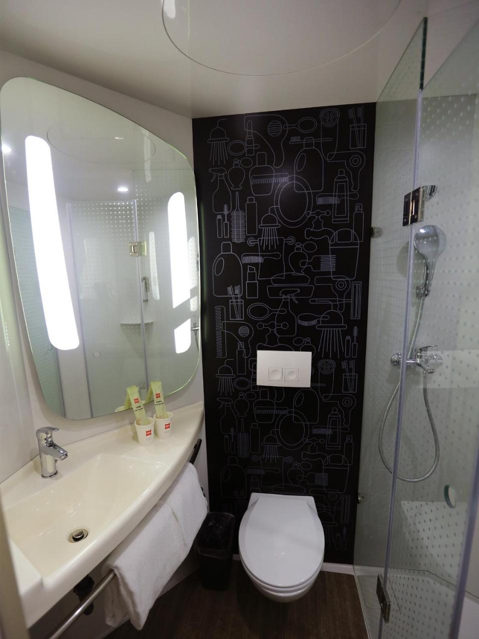 Ibis Haikou Injoy Plaza Hotel Εξωτερικό φωτογραφία